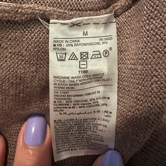 Old Navy Women's Cardigan - Picture 5 of 5